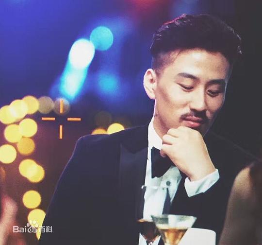 安小龙 Xiaolong An照片