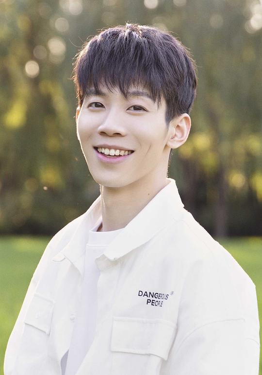 刘杰毅 Jieyi Liu照片