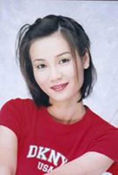 温裕红 Esther Wan照片