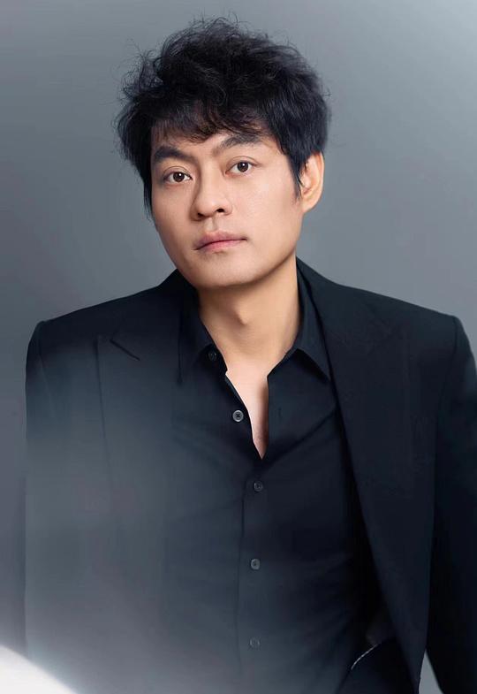 翁羽 Yu Weng照片