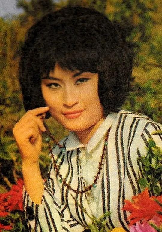 夏仪秋 Julia Hsia照片