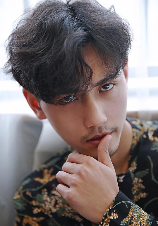 谢予望 Yuwang Xie照片