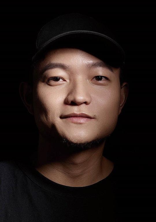 邬浪 Lang Wu照片