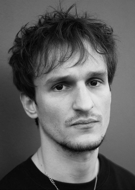 阿德里安·胡亚 Adrien Rouyard照片