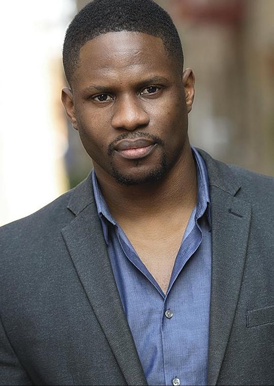 汤姆·乌卡 Tom Ukah照片