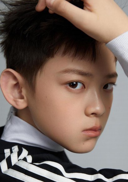 高艺尔 Yier Gao照片