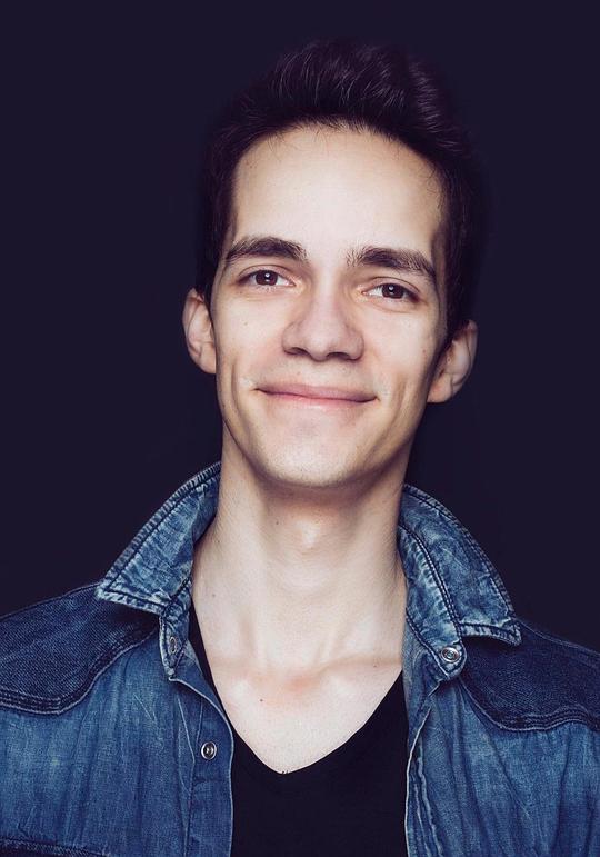 卢卡斯·弗拉斯 Lukás Frlajs照片