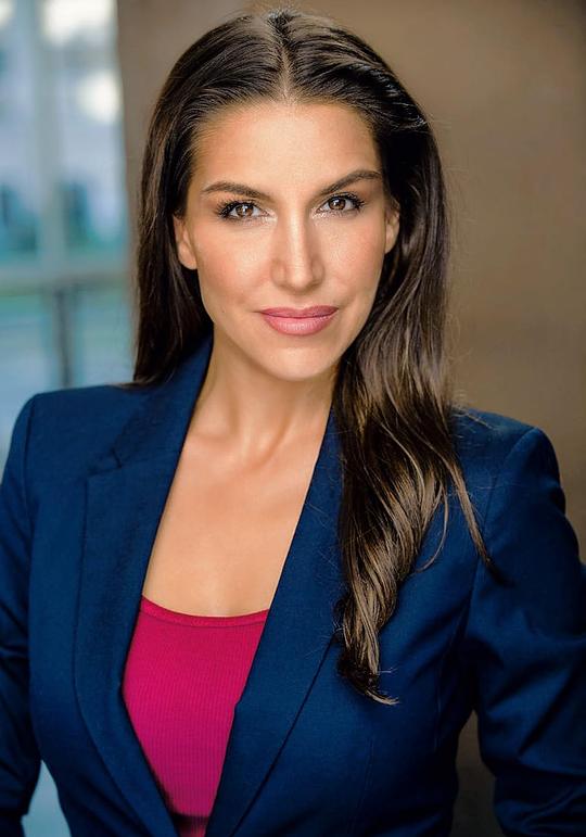 塞西尔·库比洛 Cecile Cubiló照片