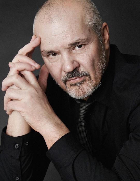 维陶塔斯·卡尼索尼斯 Vytautas Kaniusonis照片