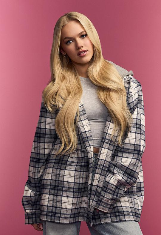 弗雷亚·斯凯 Freya Skye照片