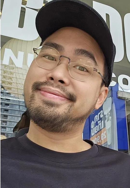 Wisarut Homhuan照片