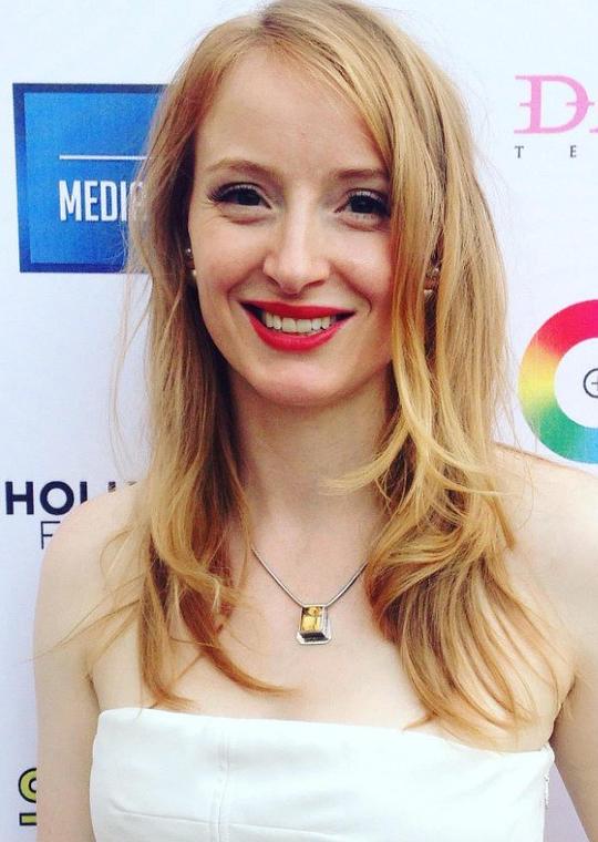 克尔斯季·布莱恩 Kersti Bryan照片