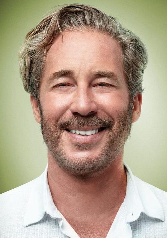 希南·阿尔巴伊拉克 Sinan Albayrak照片