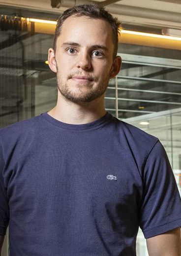 哈利·莱顿 Harry Lighton照片