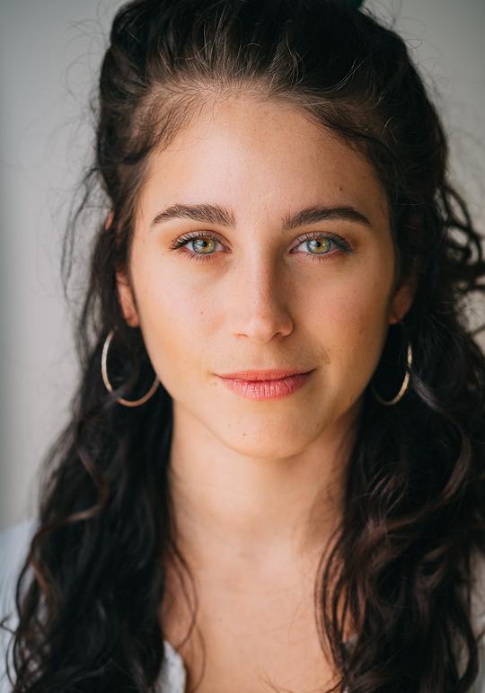 塞西利娅·利尔 Cecilia Leal照片