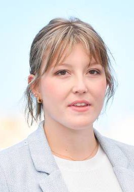 迈文娜·巴泰勒米 Maïwene Barthelemy照片