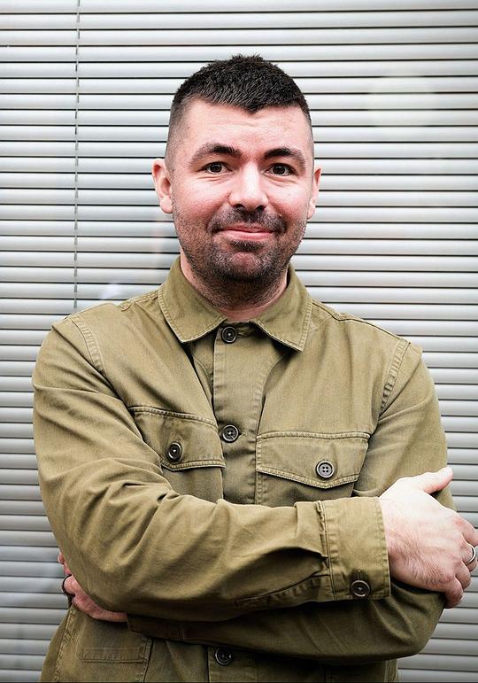 里奇·佩皮亚特 Rich Peppiatt照片