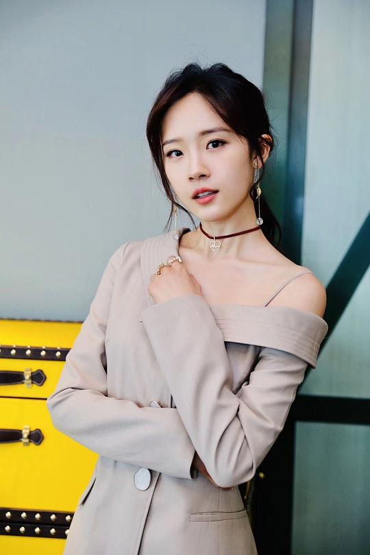 卢洋洋 Hanna Lu照片