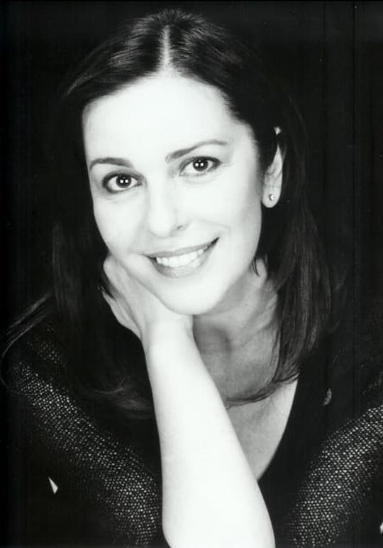 拉尔·曼苏尔 Lale Mansur照片