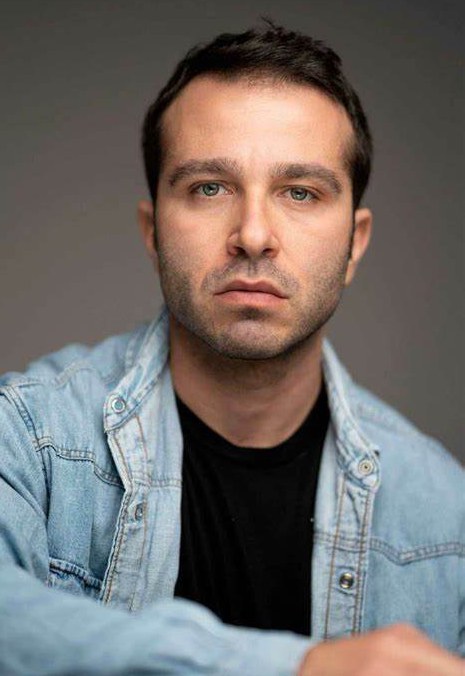 真纳罗·阿皮切拉 Gennaro Apicella照片