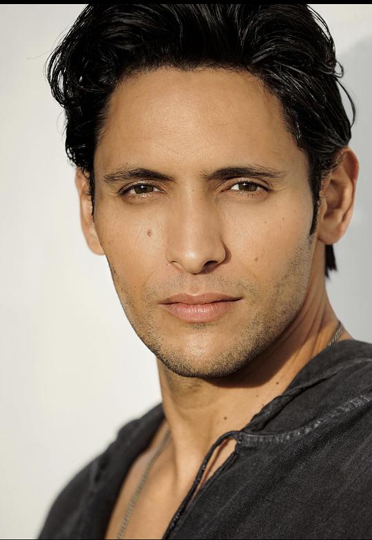 本·优素福 Ben Youcef照片