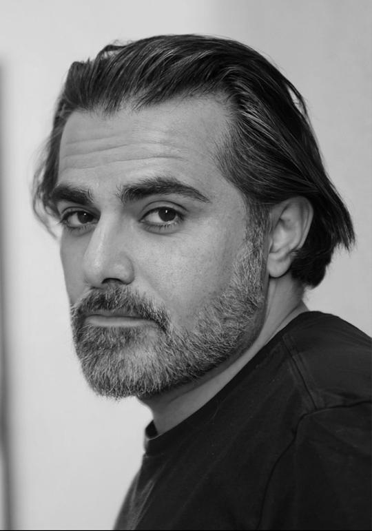 寇罗什·帕萨普尔 Kourosh Parsapour照片