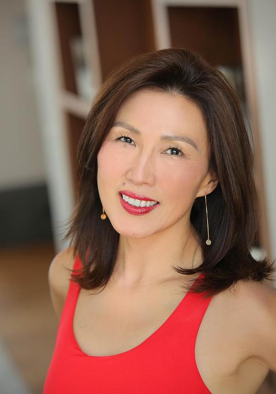 伊冯娜·Y·F·钱 Yvonne YF Chan照片