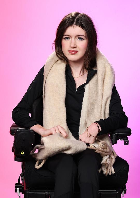 菲比-蕾·泰勒 Phoebe-Rae Taylor照片