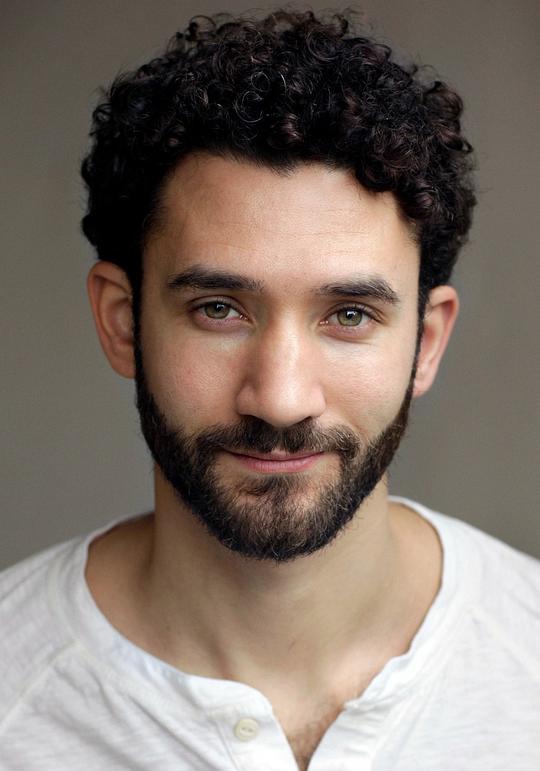 迈克尔·简-马瑞恩 Michael Jean-Marain照片