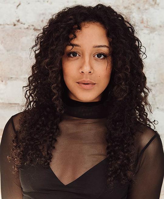 阿黛尔·莱昂斯 Adelle Leonce照片