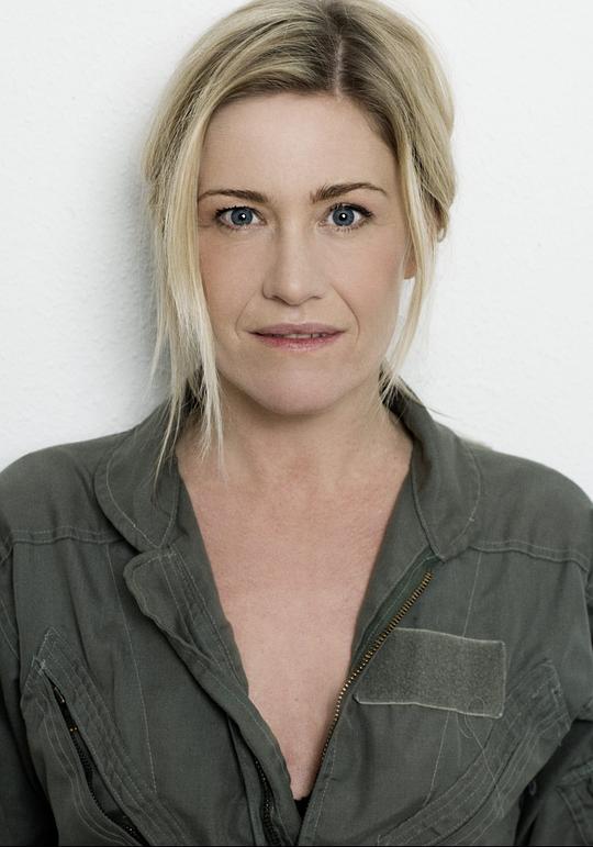 玛琳娜·波拉斯 Marina Bouras照片