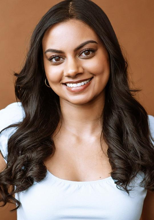 Sarah DeSouza-Coelho照片