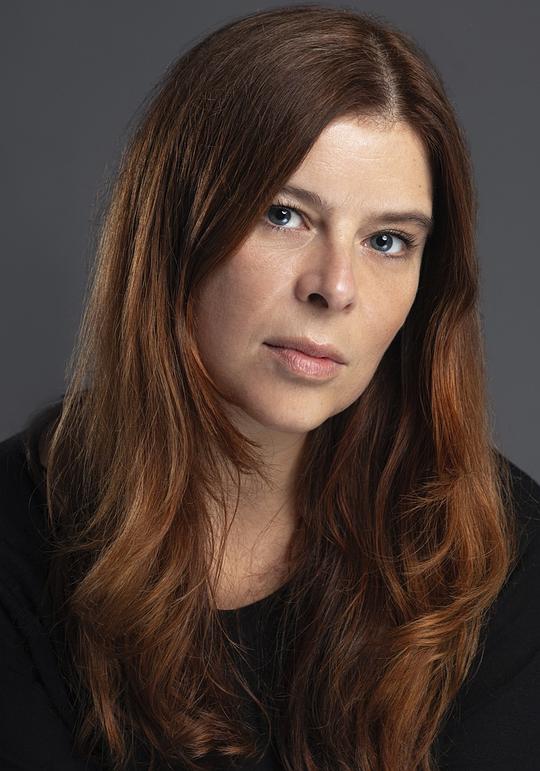 伊尼斯·瓦斯 Inês Vaz照片