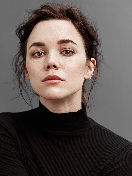 赫达·斯蒂埃恩斯特特 Hedda Stiernstedt照片