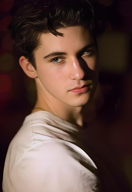 丹尼尔·戴尔 Daniel Dale照片