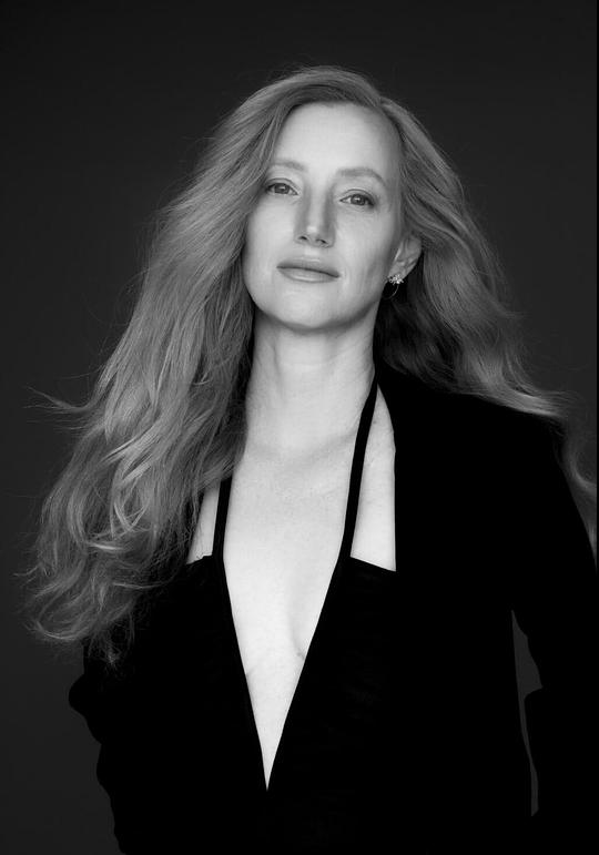 希拉·维多尔 Hilla Vidor照片