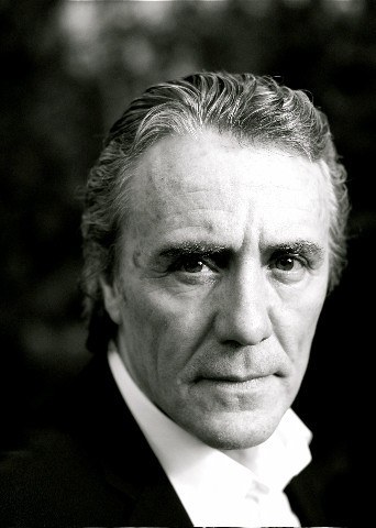 罗伯特·科尔比 Robert Coleby照片