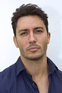 里森·亚历山大 Leeshon Alexander照片