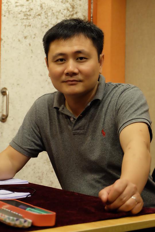 胡谦 Qian Hu照片