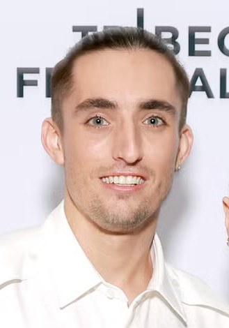 伊万·比尔库斯 Ivan Beerkus照片