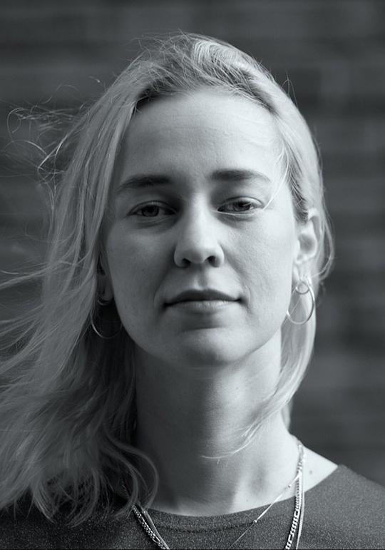 西娅·维斯滕达尔 Thea Hvistendahl照片