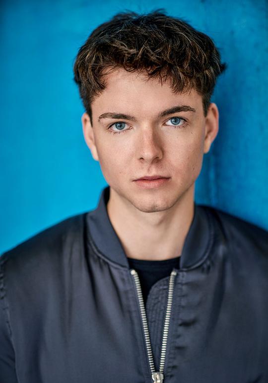 芬雷·德亚文 Finlay Deavin照片