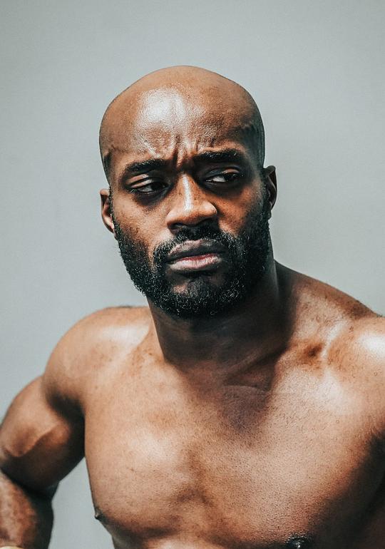 阿里斯托·路易斯 Aristo Luis照片