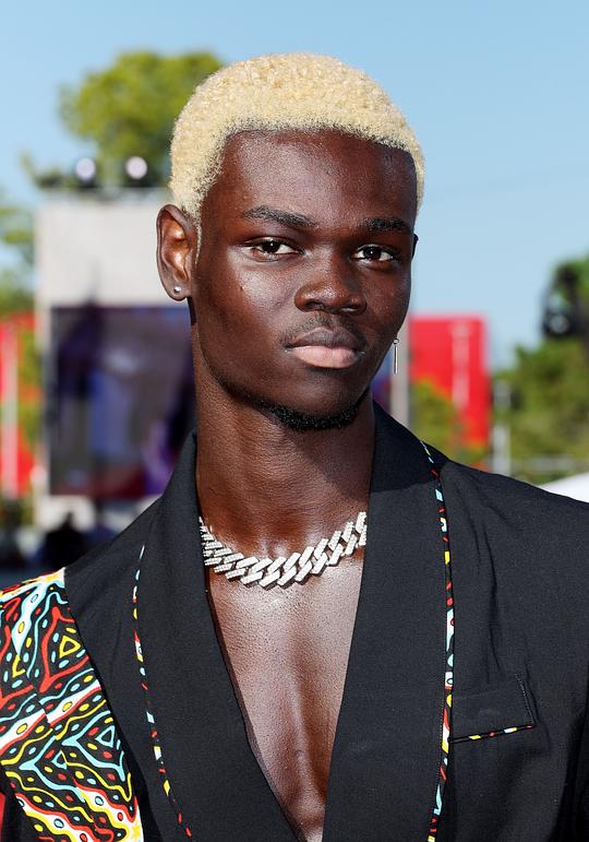 穆斯塔法·法尔 Moustapha Fall照片