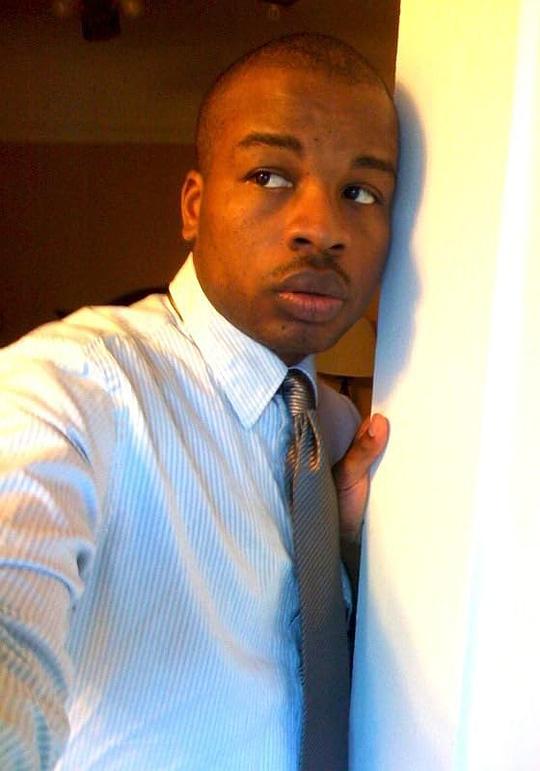 马库斯·加德利 Marcus Gardley照片