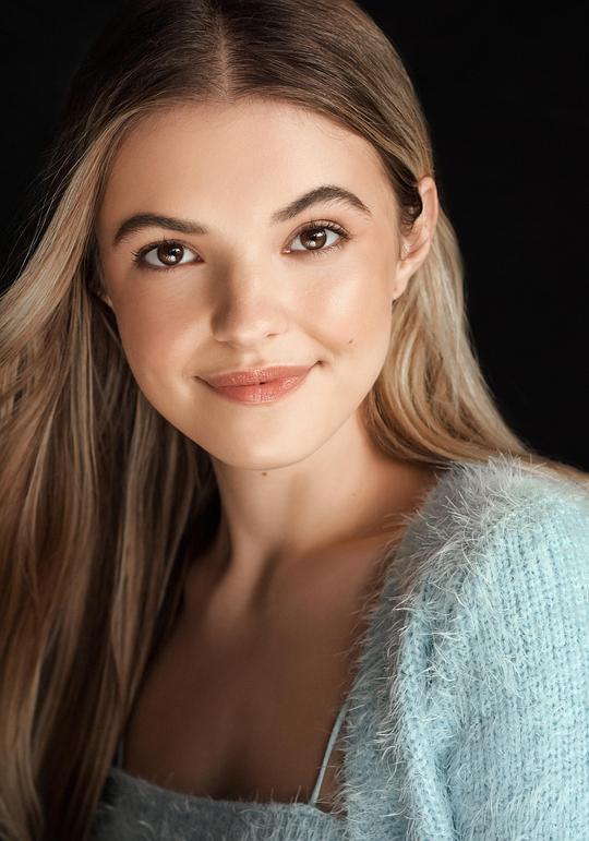 麦迪逊·麦克伊萨克 Madison MacIsaac照片