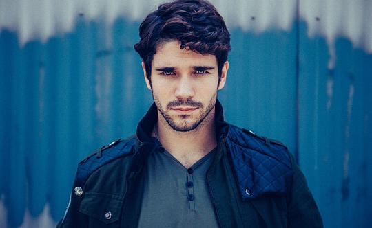 米科·奥利维尔 Myko Olivier照片