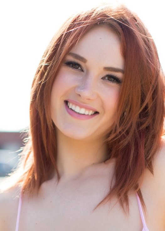 西丽·达尔 Siri Dahl照片