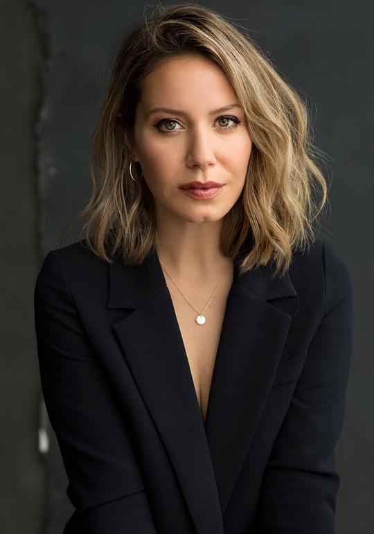 玛加丽·列平·布隆多 Magalie Lépine Blondeau照片