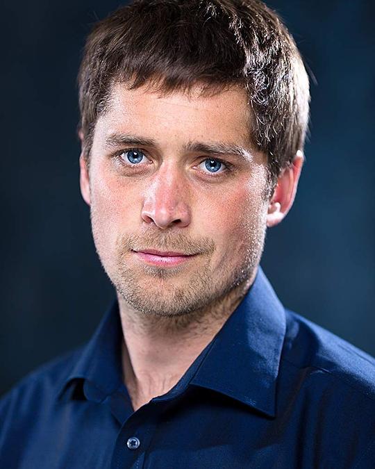 托伦·弗格森 Thoren Ferguson照片